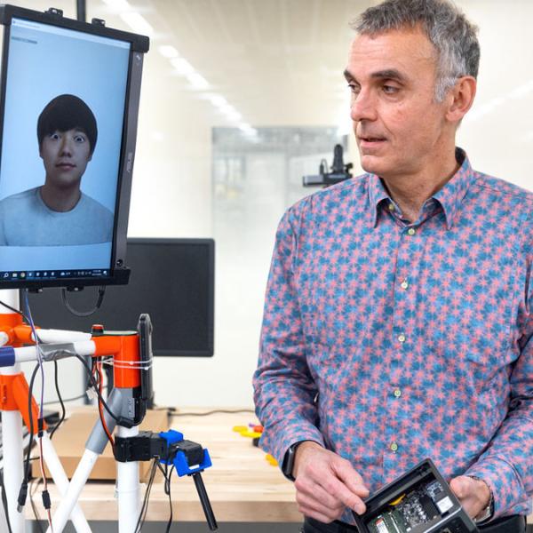 Robot stand-in mimics your movements in VR