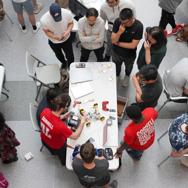 Cornell Bowers CIS students show off at Info Sci project showcase